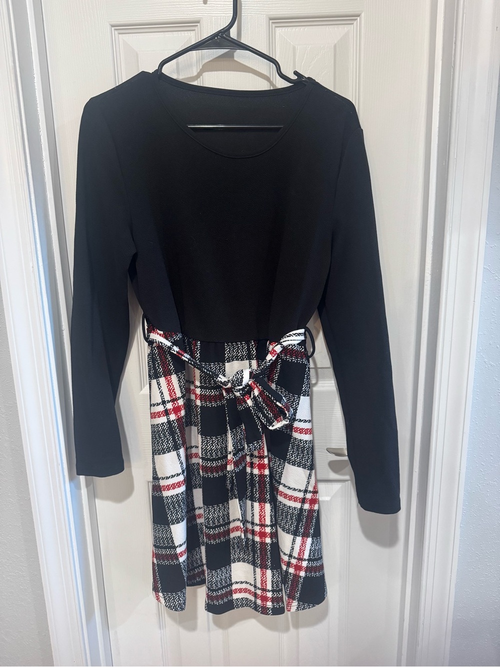 SHEIN Black Top Plaid Skirt Long Sleeve Waist-Tie Dress